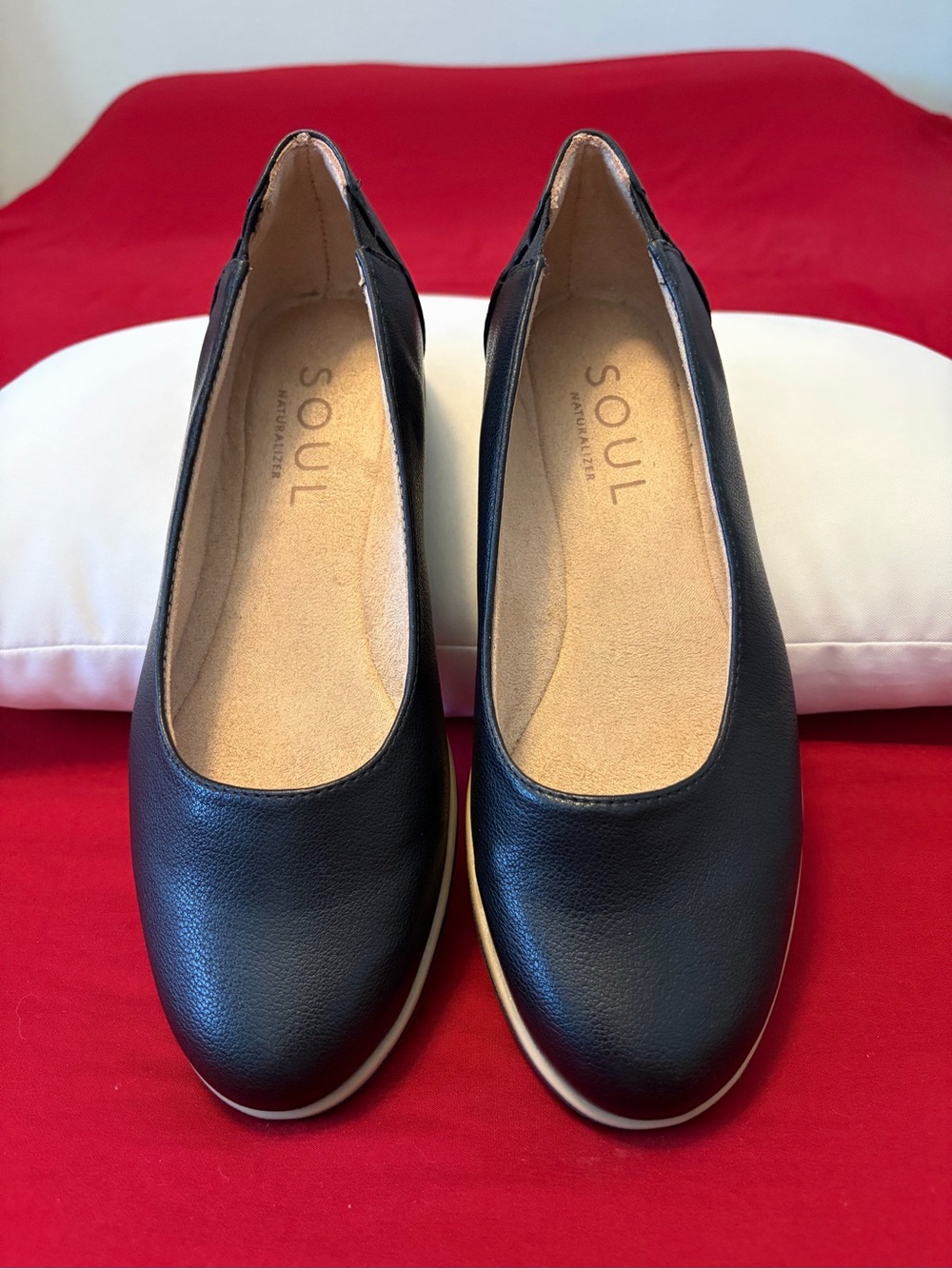 SOUL Naturalizer Women's Black Leather Slip-On Flats